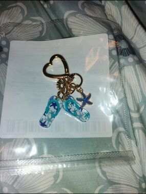 Gold Heart Keyring with Blue Flip-Flop & Starfish Charms